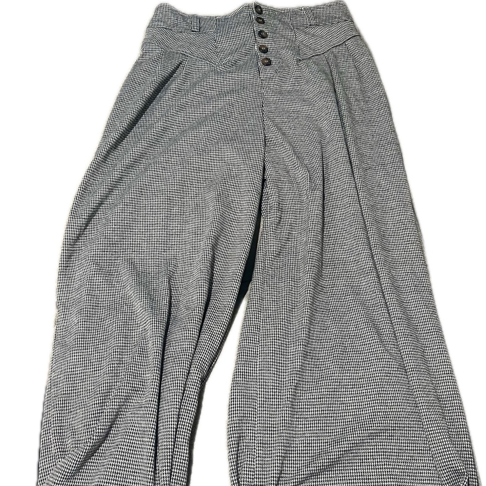 Wide leg cropped pants